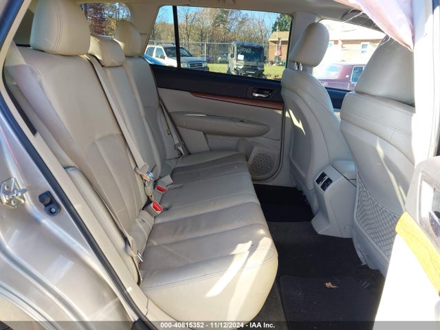 Subaru Outback 2.5i Limited 2014 4S4BRBLC1E3309588 Image 8