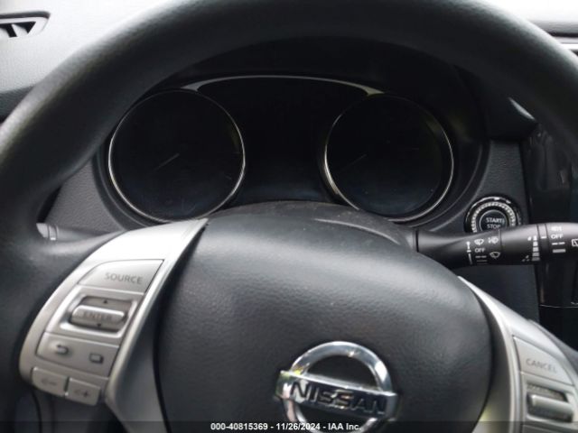 KNMAT2MV4FP536074 Nissan ROGUE SV