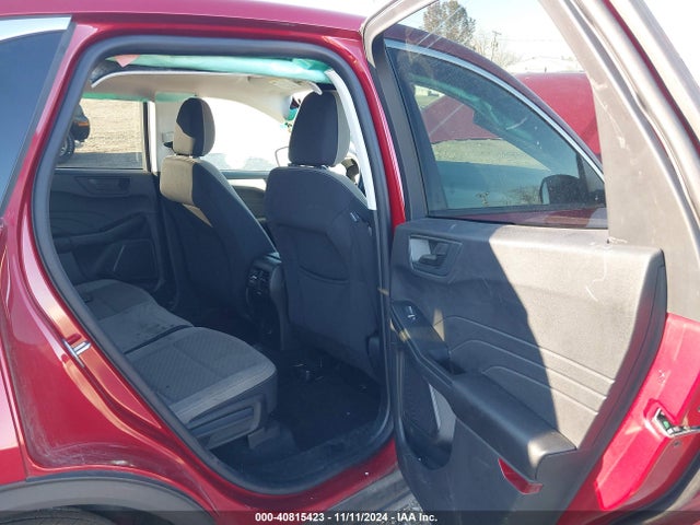 1FMCU0G62NUC00157 Ford ESCAPE SE