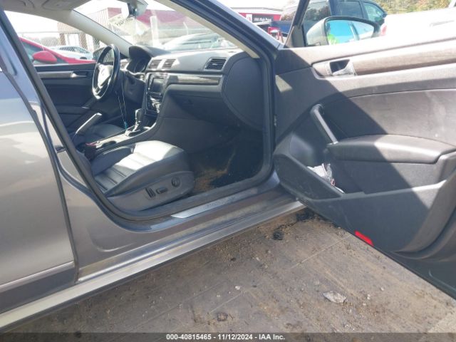 1VWCT7A39HC083084 Volkswagen Passat 1.8t Sel Premium