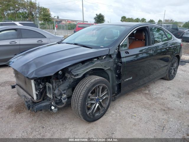 3FA6P0RU9KR200301 Ford Fusion Hybrid Titanium