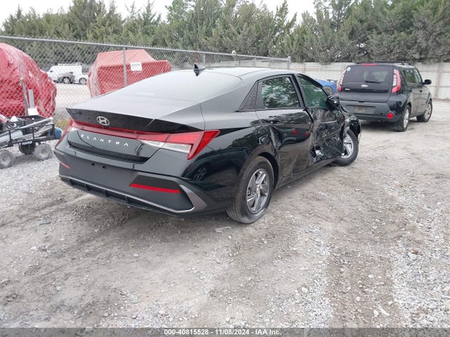 Hyundai ELANTRA SE 2024 KMHLL4DG0RU771630 Image 4