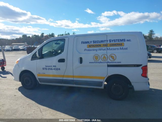 3N6CM0KN5EK694479 Nissan NV200 SV
