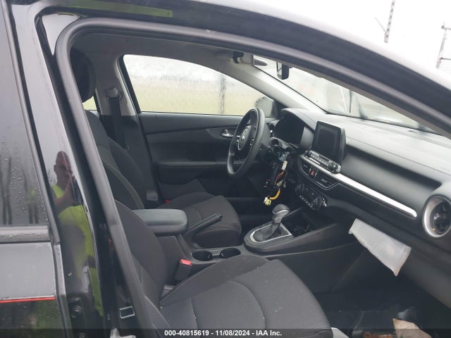 3KPF24AD5KE105236 KIA FORTE FE