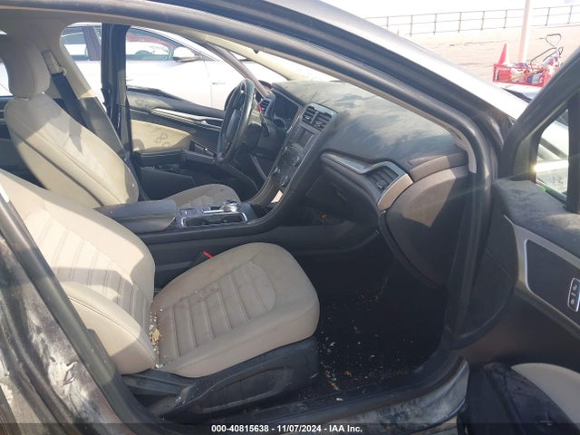 3FA6P0G74JR188814 Ford FUSION S