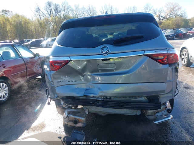 5GAERBKWXRJ138694 Buick Enclave Essence Fwd