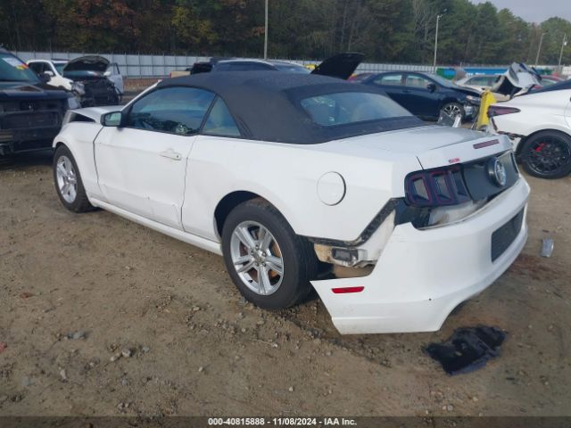 1ZVBP8EM3E5220173 Ford Mustang V6