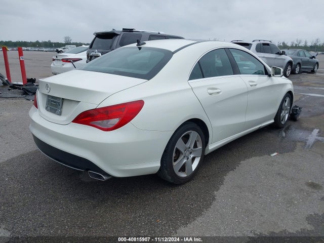 Mercedes-Benz CLA 250 2015 WDDSJ4EB2FN225853 Image 4