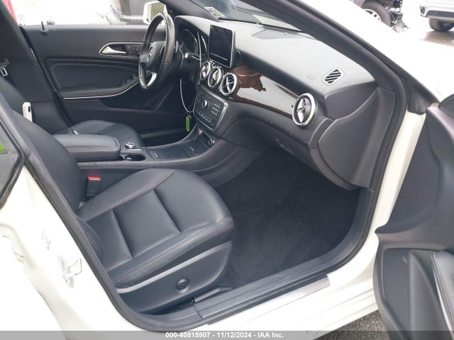 Mercedes-Benz CLA 250 2015 WDDSJ4EB2FN225853 Image 5