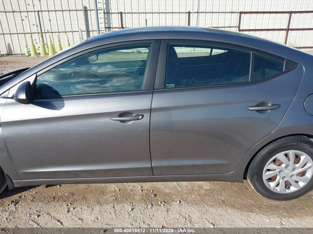 Hyundai ELANTRA SE 2020 5NPD74LF1LH512927 Image 14