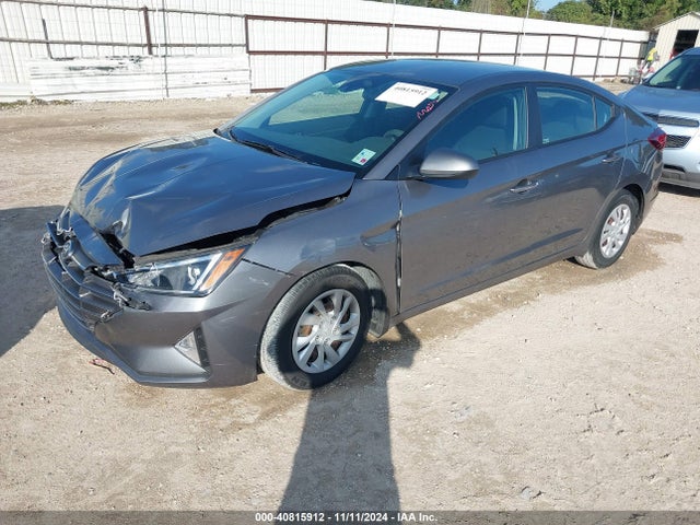 Hyundai ELANTRA SE 2020 5NPD74LF1LH512927 Image 2
