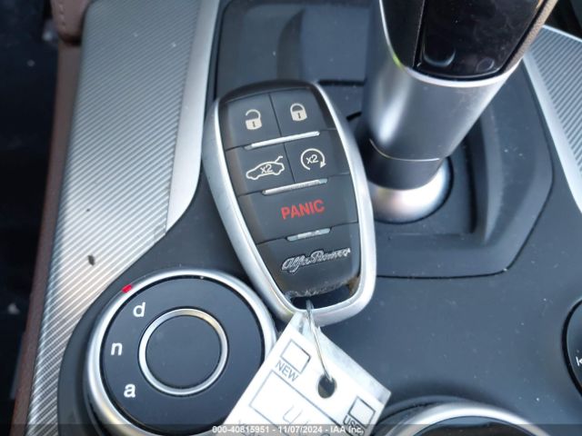 ZASFAKNN3J7C03715 Alfa Romeo Stelvio Ti Sport Awd
