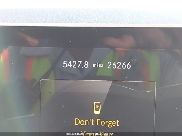 W1N4M4GB0LW025916 Mercedes-Benz GLB 250