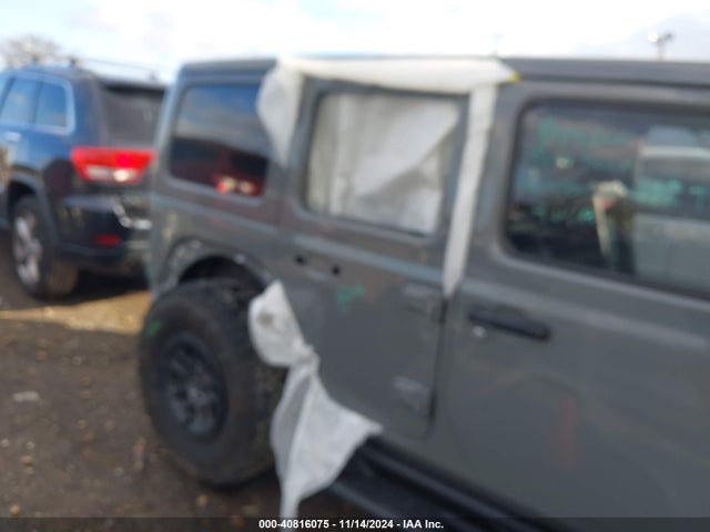 1C4JJXFG2PW533702 Jeep Wrangler 4-door Rubicon 4x4
