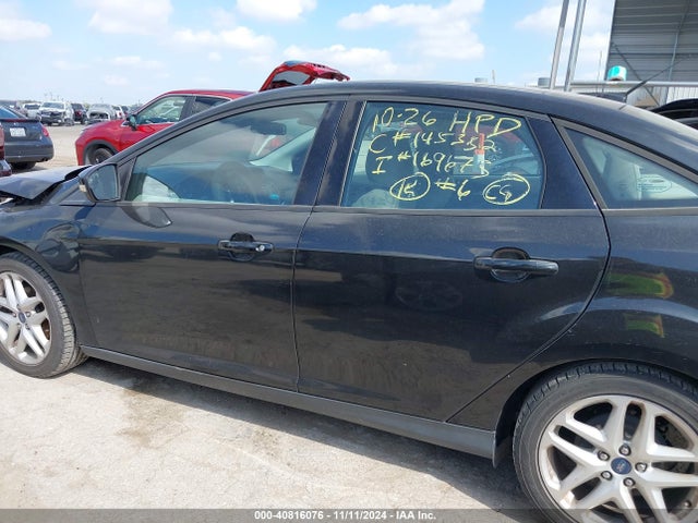 Ford FOCUS SE 2014 1FADP3F20EL378130 Image 14