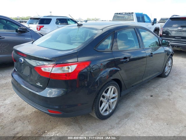 Ford FOCUS SE 2014 1FADP3F20EL378130 Image 4