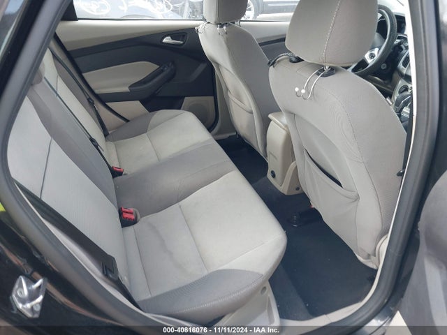 Ford FOCUS SE 2014 1FADP3F20EL378130 Image 8