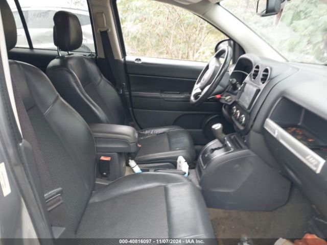 1C4NJCBA5GD590287 Jeep Compass Sport Se