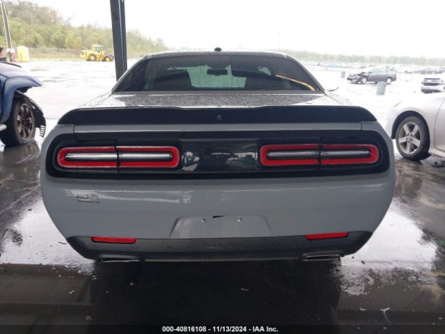 2C3CDZJG7NH233754 Dodge Challenger Gt