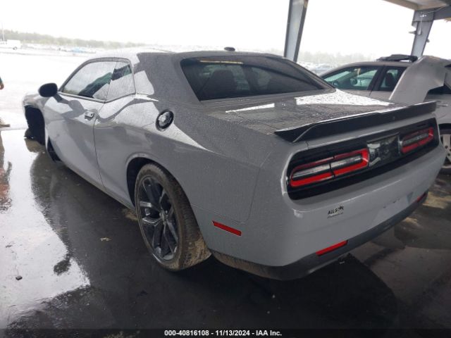 2C3CDZJG7NH233754 Dodge Challenger Gt