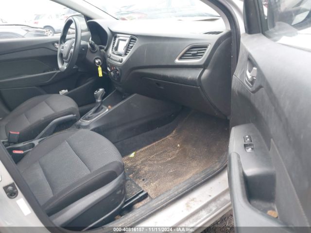3KPC24A39JE034678 Hyundai ACCENT SE