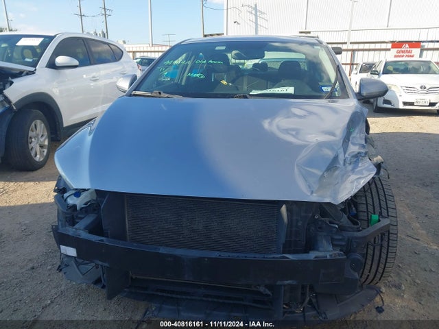 Hyundai Elantra Value Edition 2017 5NPD84LF7HH137291 Image 13