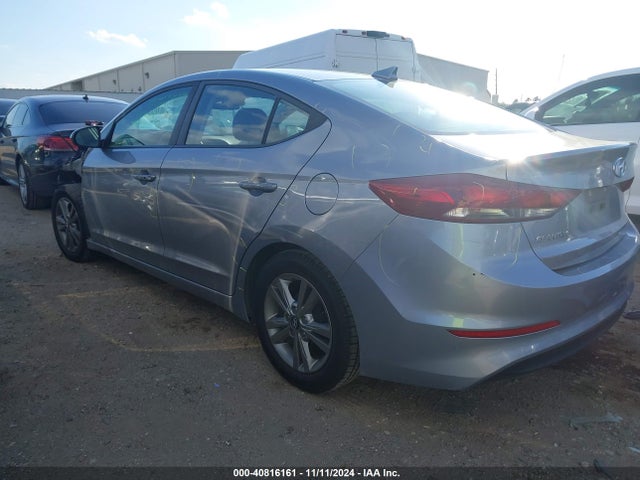 Hyundai Elantra Value Edition 2017 5NPD84LF7HH137291 Image 3