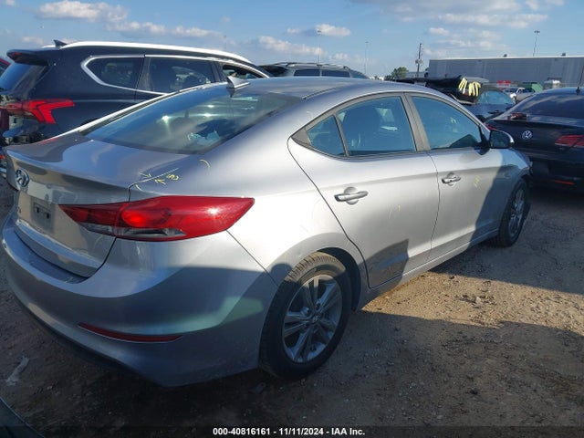 Hyundai Elantra Value Edition 2017 5NPD84LF7HH137291 Image 4