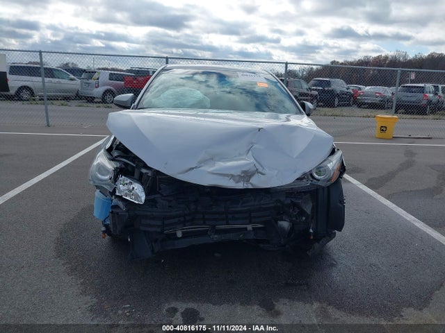 4T1BF1FK3GU116961 Toyota CAMRY SE