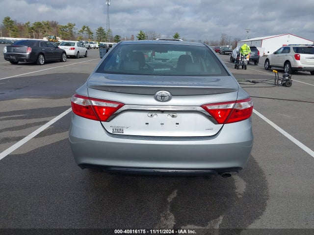 4T1BF1FK3GU116961 Toyota CAMRY SE