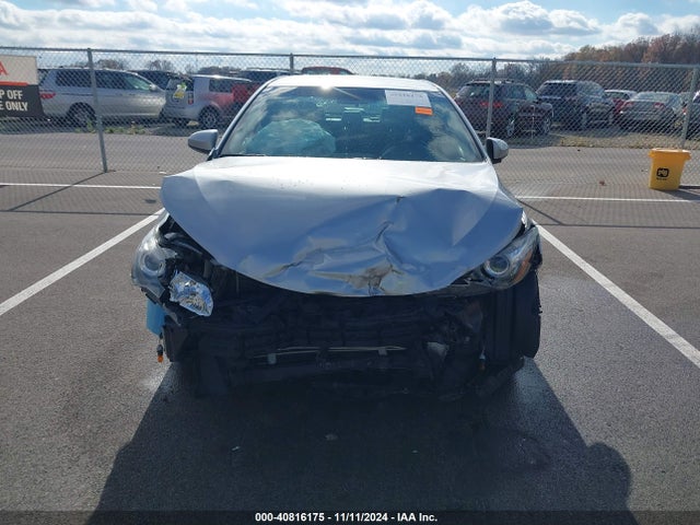 4T1BF1FK3GU116961 Toyota CAMRY SE