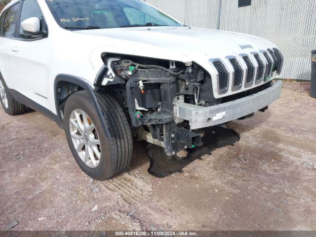 1C4PJMCB1GW260818 Jeep Cherokee Latitude