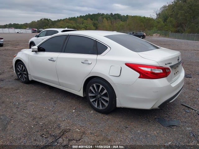 1N4AL3AP7HC120659 Nissan Altima 2.5 Sl