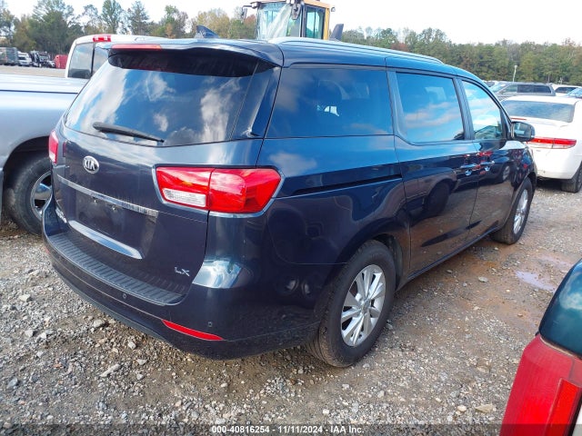 KIA SEDONA LX 2016 KNDMB5C18G6119547 Image 4