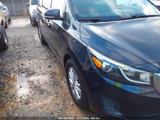 KIA SEDONA LX 2016 KNDMB5C18G6119547 Image 6