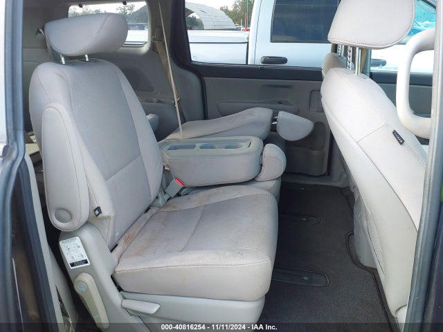 KIA SEDONA LX 2016 KNDMB5C18G6119547 Image 8