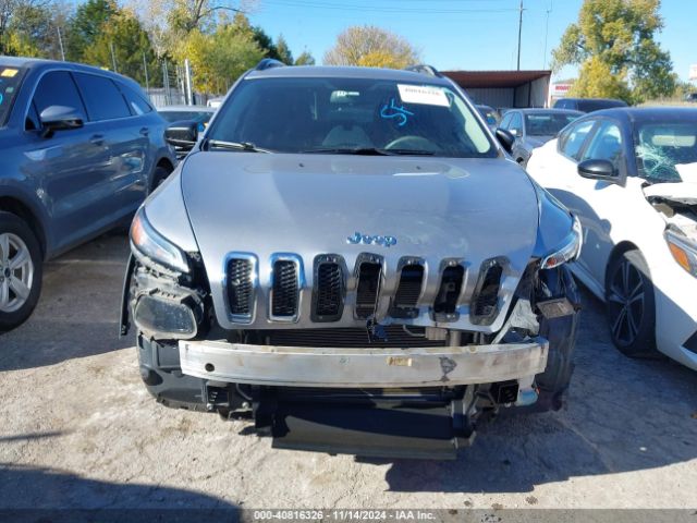 1C4PJLAB0HW669133 Jeep Cherokee Sport Fwd