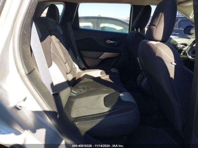 1C4PJLAB0HW669133 Jeep Cherokee Sport Fwd