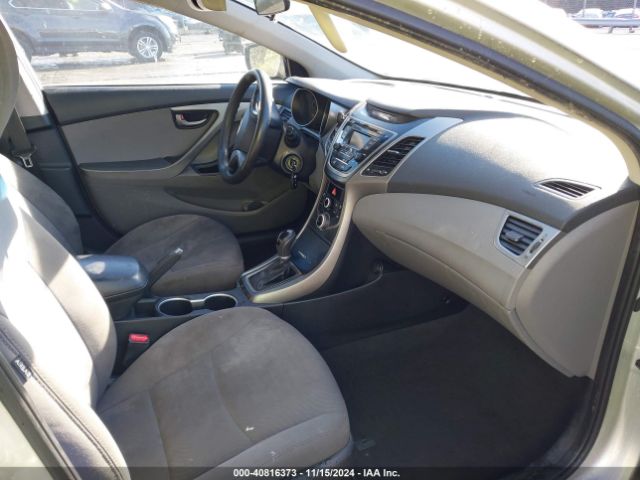 5NPDH4AE3GH665872 Hyundai ELANTRA SE