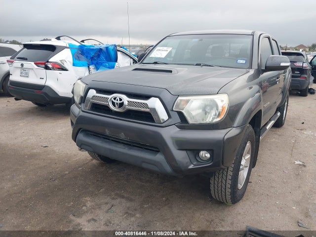 Toyota Tacoma Double Cab Prerunner 2014 3TMJU4GN2EM158748 Image 2