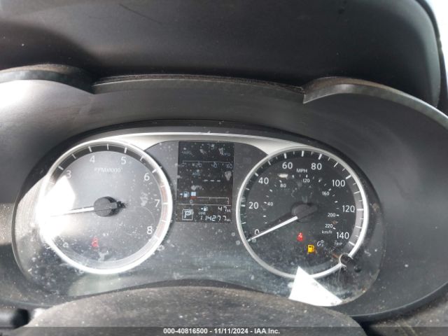 3N1CN8DV8ML811057 Nissan Versa S Xtronic Cvt
