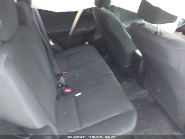 JTMBFREV8FJ034917 Toyota RAV4 LE