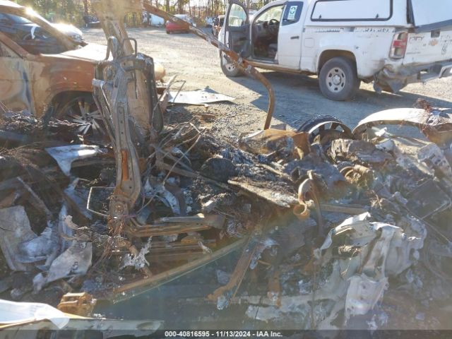 2022 TESLA MODEL X 7SAXCBE60NF356846 Photo 4