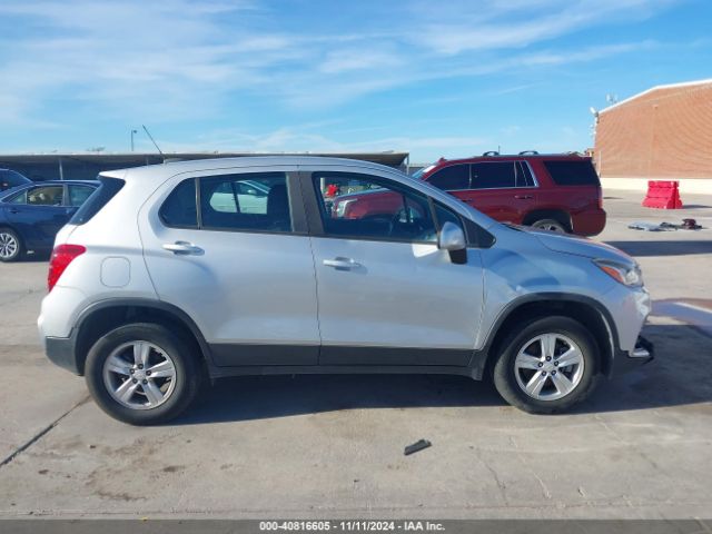 3GNCJNSB2JL367449 Chevrolet TRAX LS