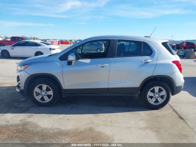 3GNCJNSB2JL367449 Chevrolet TRAX LS