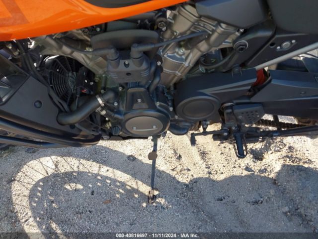 2021 HARLEY-DAVIDSON RA1250 1HD1ZES1XMB307682 Photo 8