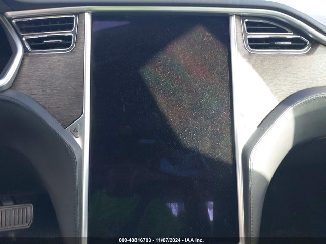 2013 TESLA MODEL S 5YJSA1DN0DFP05471 Photo 6