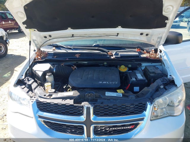 2C4RDGBG4FR563694 Dodge Grand Caravan Se