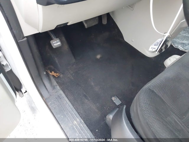 2C4RDGBG4FR563694 Dodge Grand Caravan Se