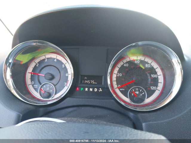 2C4RDGBG4FR563694 Dodge Grand Caravan Se